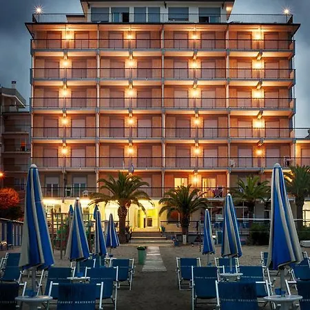 Aparthotel Tourist 4*