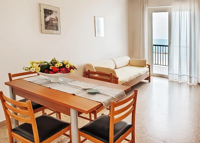 Ξενοδοχείο με διαμερίσματα Tourist Σαν Μπενεντέτο ντελ Τρόντο