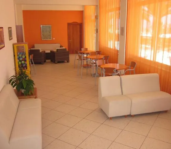 Tourist 4* Σαν Μπενεντέτο ντελ Τρόντο