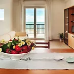 Hotel apartamentowy Tourist