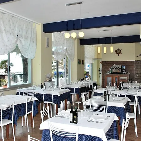 Tourist Hotel apartamentowy 4*