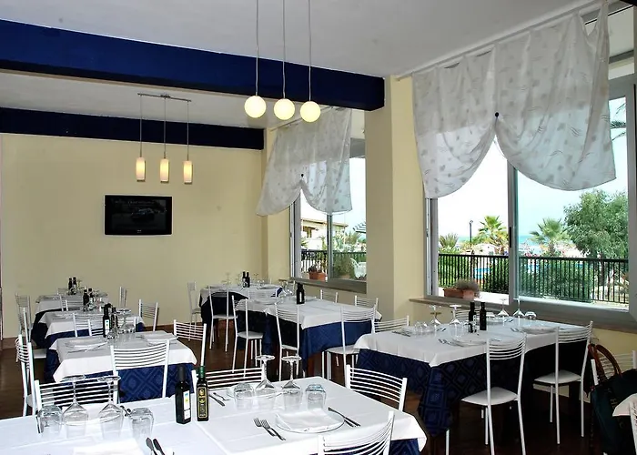 Tourist 4* סן בנדטו דל טרנטו