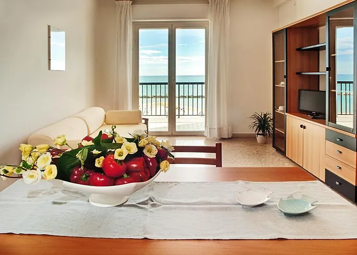 מלון דירות Tourist